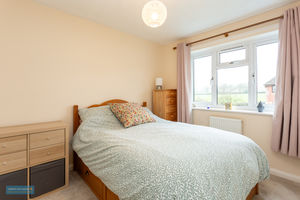 Bedroom - click for photo gallery